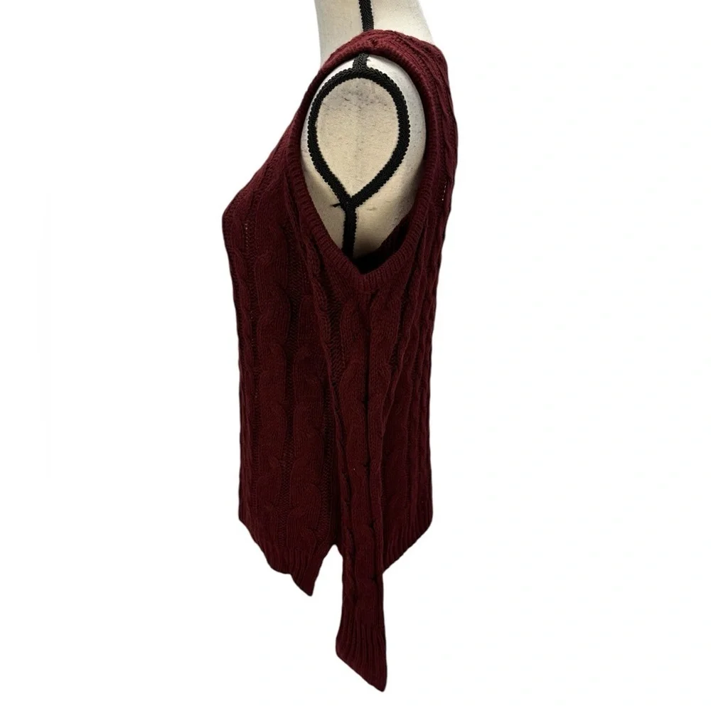 Hippie Rose Long Sleeve Cold Shoulder Crew Neck Cable Knit Sweater - Maroon Red